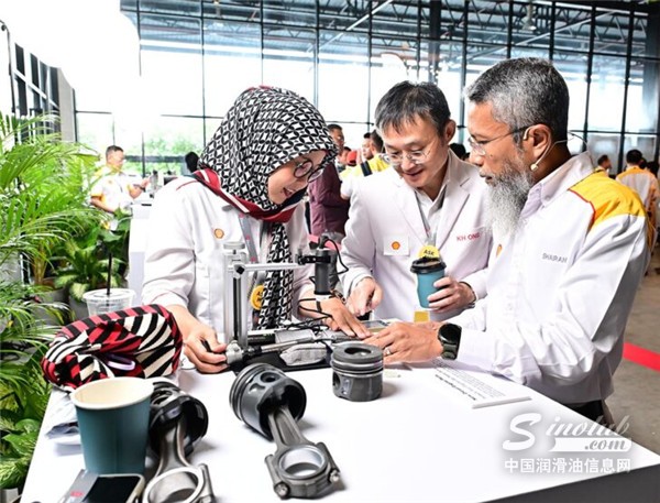 Shell-unveils-new-FuelSave-Diesel-with-advanced-triple-action-formula-729x556.jpg