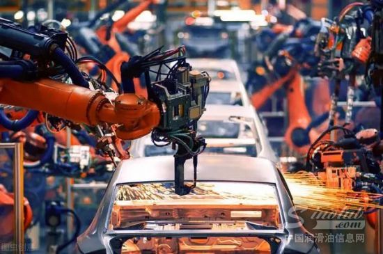 我國(guó)現(xiàn)存汽車制造相關(guān)企業(yè)33.3萬(wàn)家